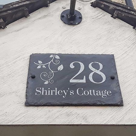 Shirleys Cottage Othery Exterior photo